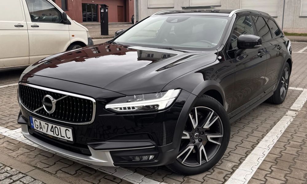 Volvo V90 Cross Country