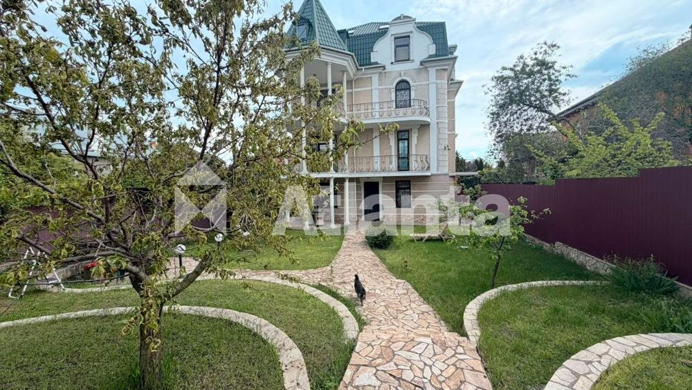 Добротный хозяйский дом на 6 сотках в районе 9 Фонтана