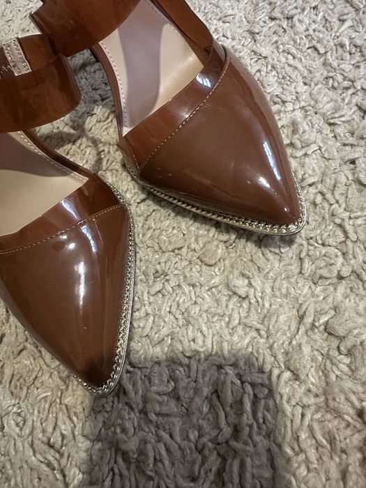 Buty na obcasie