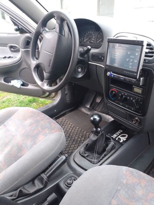 Daewoo Nubia універсал 2.0і