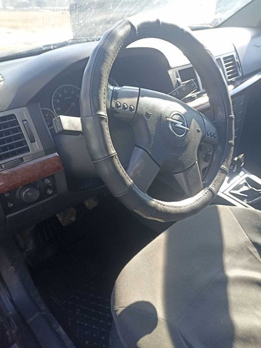 Продам Opel Vectra 2003