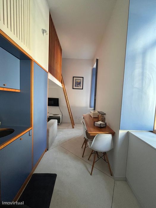Arrenda-se apartamento T0 na prestigiada Avenida Serpa Pinto