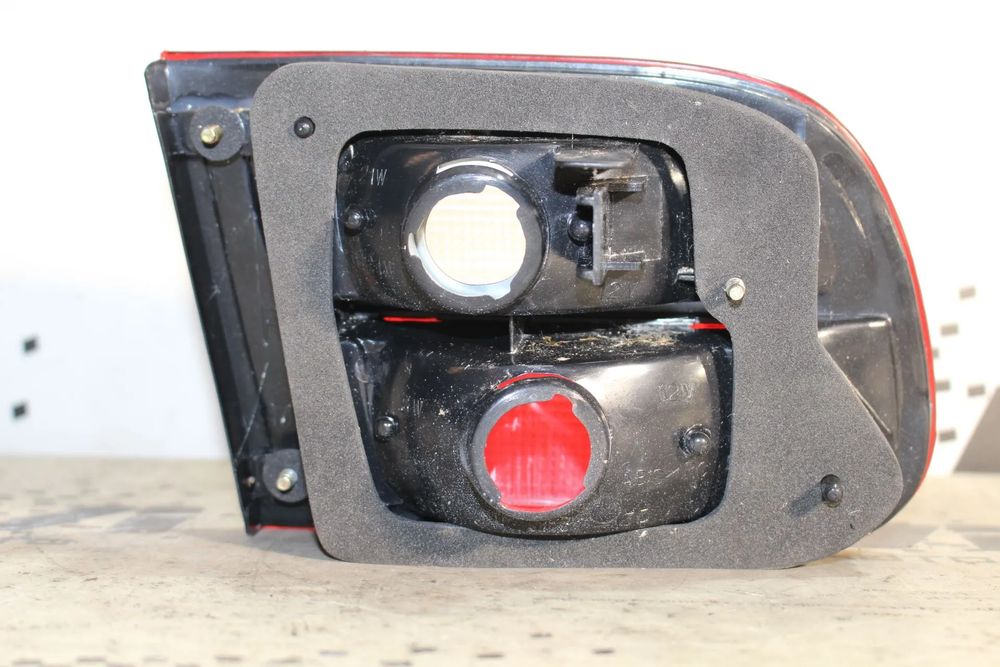 Farolim da mala direito HONDA Civic V Hatchback (EG_)
