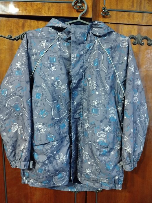 Ветровка для подростка.