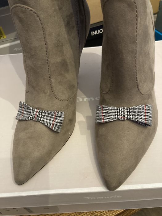 Kozaki szpilki tamaris bezowe rozm 40