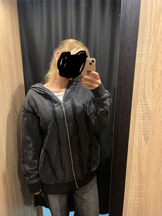 зіпка з капішоном