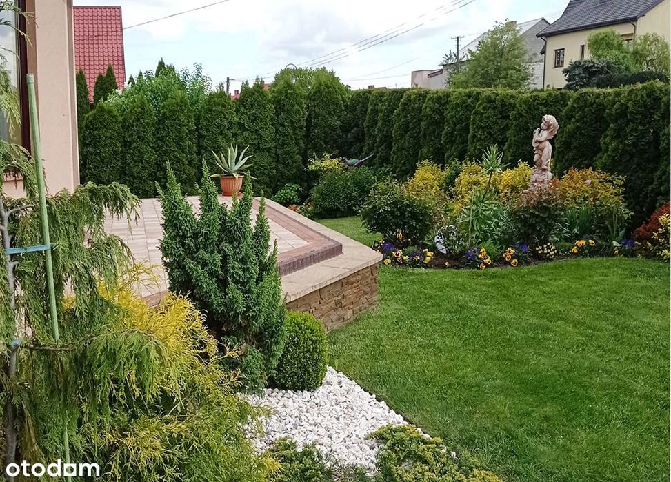 Rezydencja w toskańskim stylu – Pierzchnica | blisko Kielc