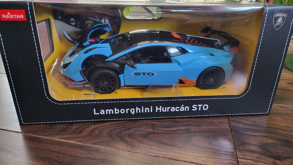 Zdalnie sterowany Lamborgini Huracan STO skala 1:14 oryginalny RASTAR