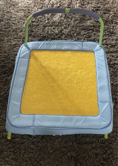 Mini Trampolim infantil como novo