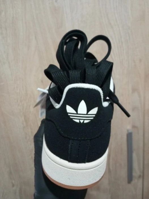 Sapatilhas adidas campus 00s