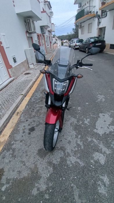 Vendo Honda 750X 2018