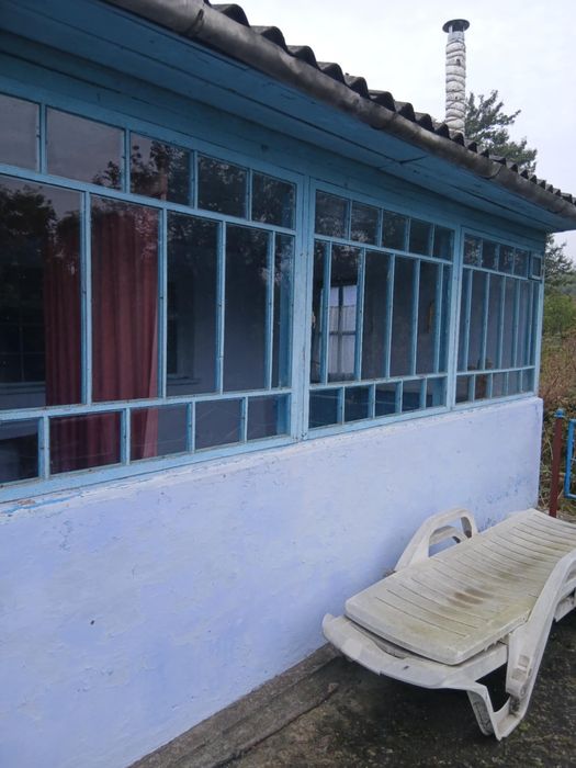 Продам газифікований будинок з приватизованою земельною  ділянкою