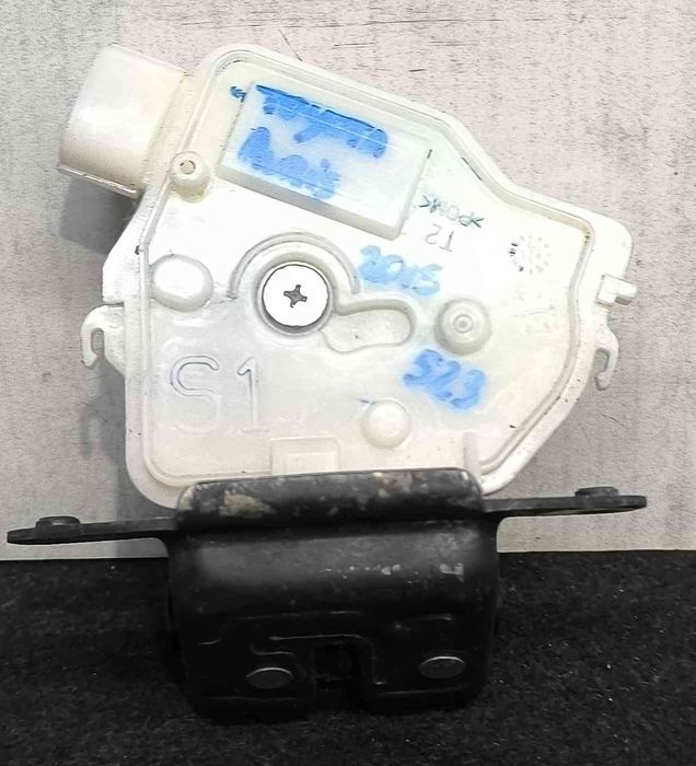 Fechadura / Fecho da Mala - TOYOTA AURIS