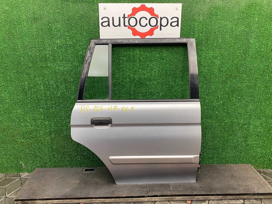 Дверка задня права Mitsubishi Pajero Sport
