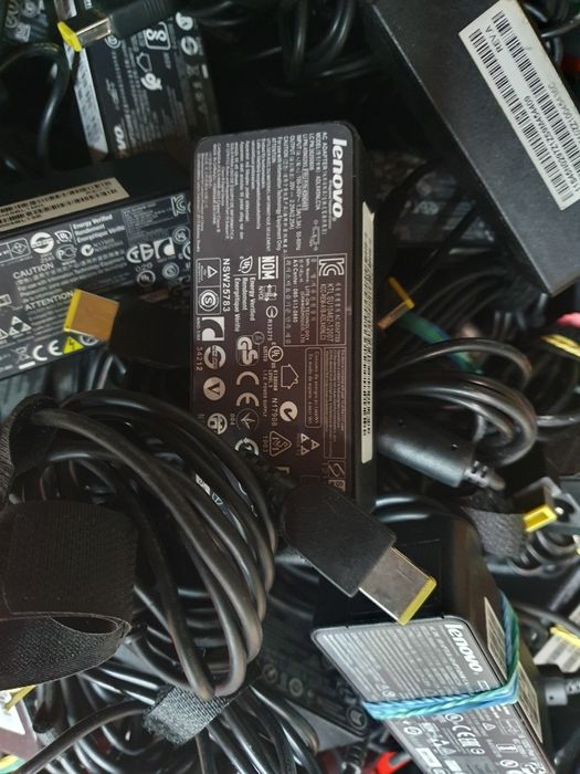 Зарядка зарядное блок живлення питання Lenovo USB Pin 45w оригінал