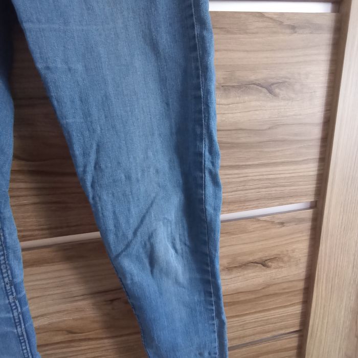 Jeansy z wysokim stanem h&m