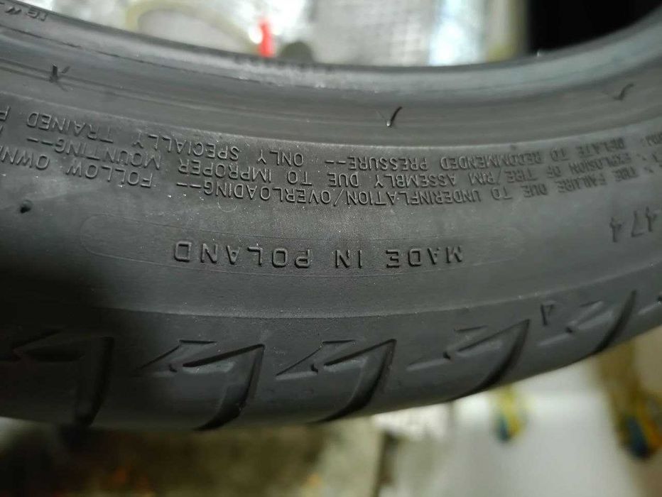 *Шини Bridgestone 225/40R18. 4шт. Літо 2024р (0825)