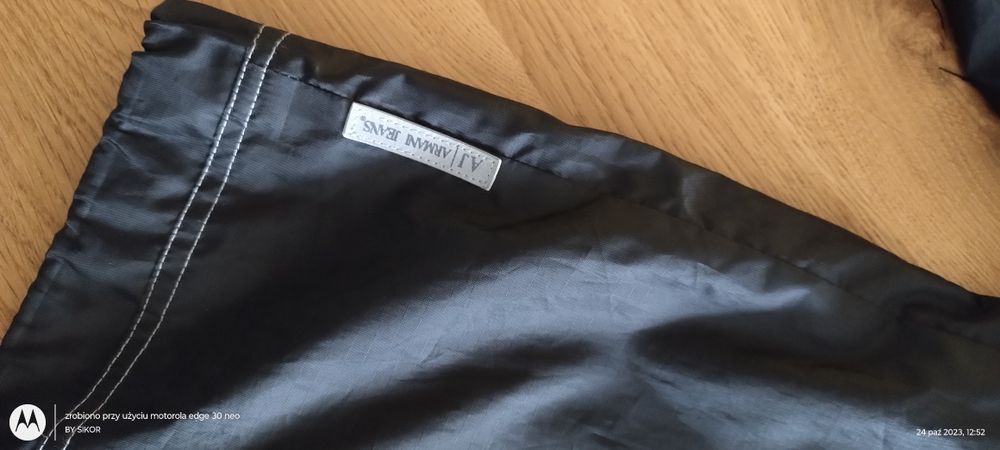 Kurtka wiatrówka Armani Jeans L