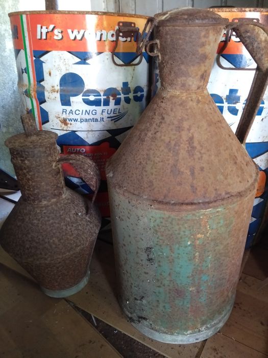 Bilhas antigas de azeite