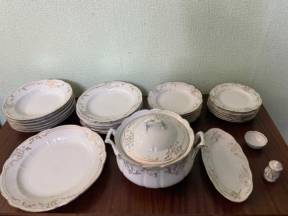 Столовий сервіз порцеляновий (Баранівка)