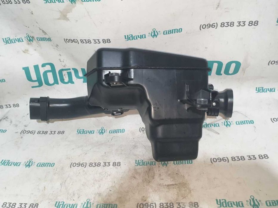 Воздухоприемник Toyota Prius  1775037010