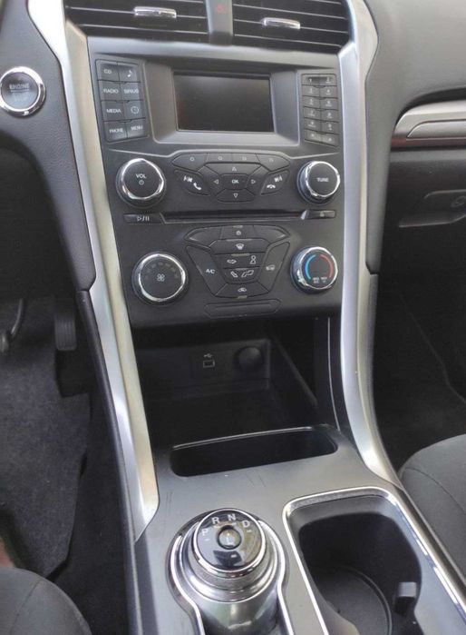 Продам   Ford fusion SE 2017