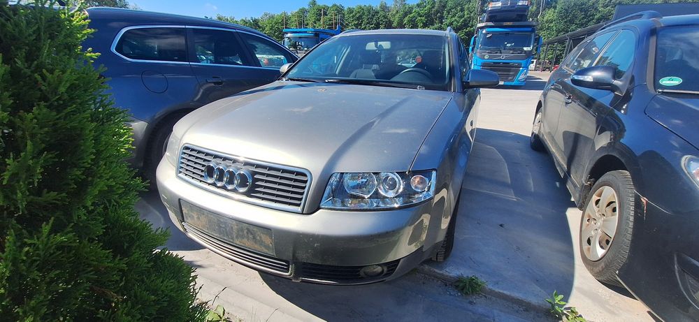 Cały kompletny przód Audi A4 B6 LY7Q