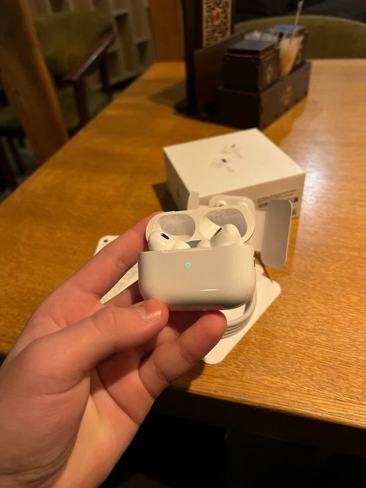 AirPods всі моделі