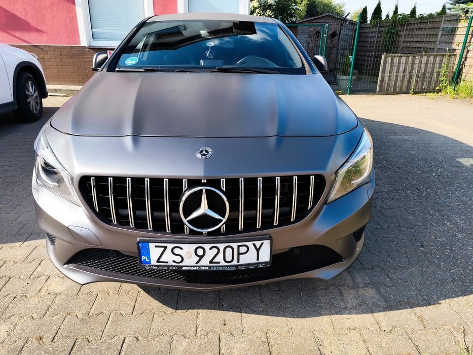 Mercedes CLA 200