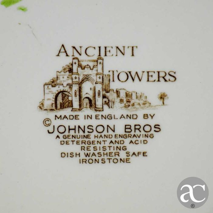 Prato de servir em faiança inglesa, Ancient Towers Johnson Bros, Anos 50
