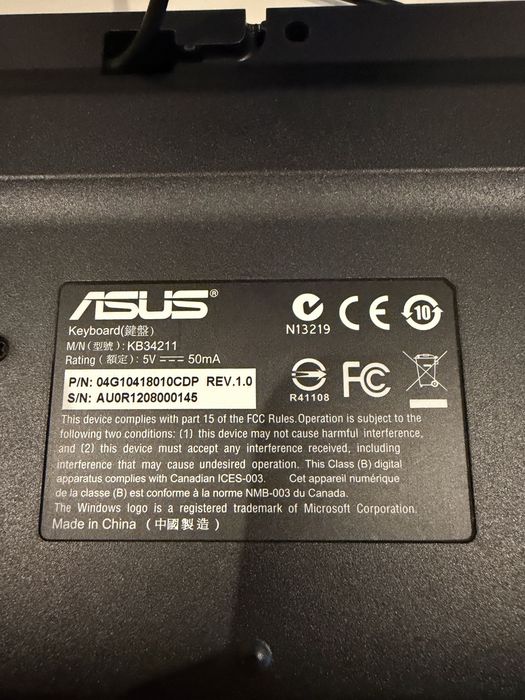 Mini PC ASUS ‘ Asus CP6230-PT07’ + Monitor ’+  teclado ASUS + Rato