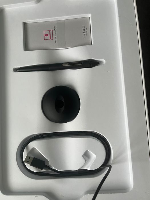 Wacom Intuos pro M w oryginalnym opakowaniu