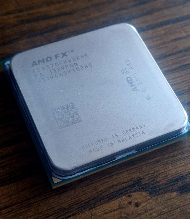 AMD FX-9370  BOX Black Edition 4.4 Ghz - 4.7 Ghz