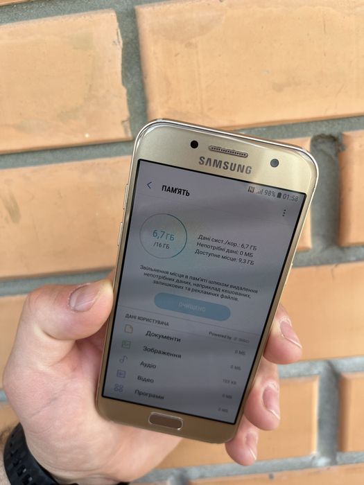 Samsung GALAXY A3 (2017)