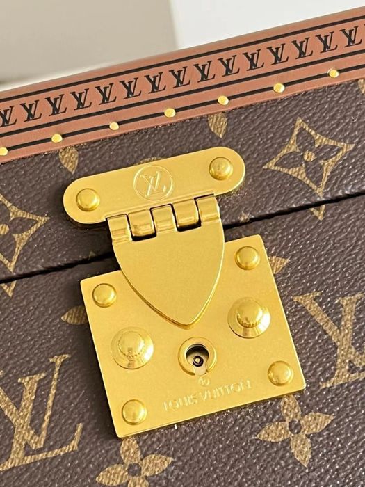 Caixa para Joias e Relogios Louis Vuitton usada como Nova