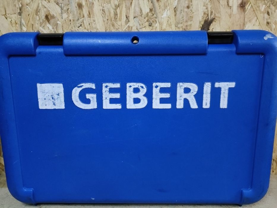 Zaciskarka novopress Geberit EKO 202 2