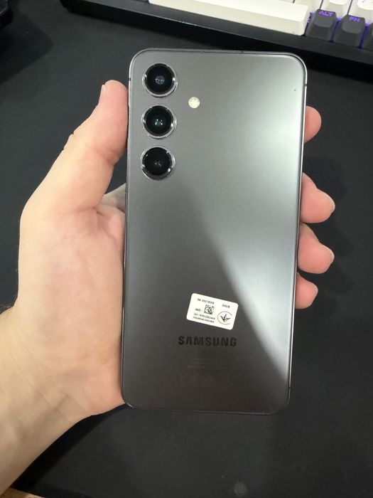 Samsung S24 8/256Gb