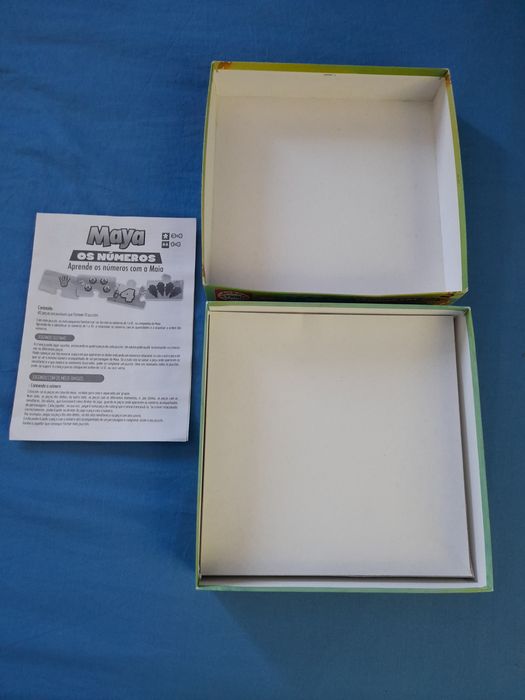 Puzzle 3-4: Números da Abelha Maia