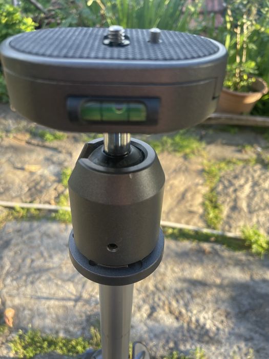 Vendo tripé como novo