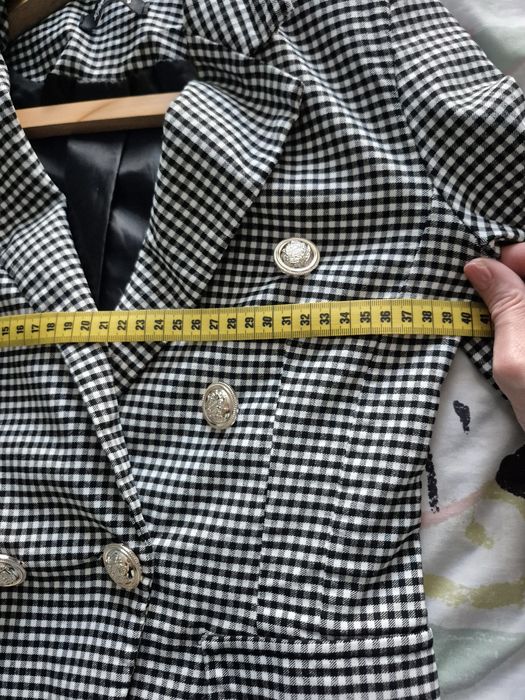 Garnitur damski made in italy w kratkę czarno biały marynarka  spodnie