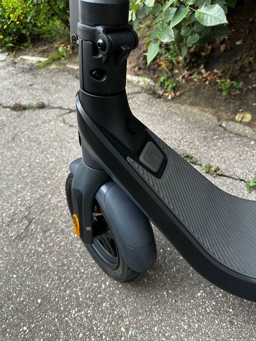 Продаеться ninebot e2 pro