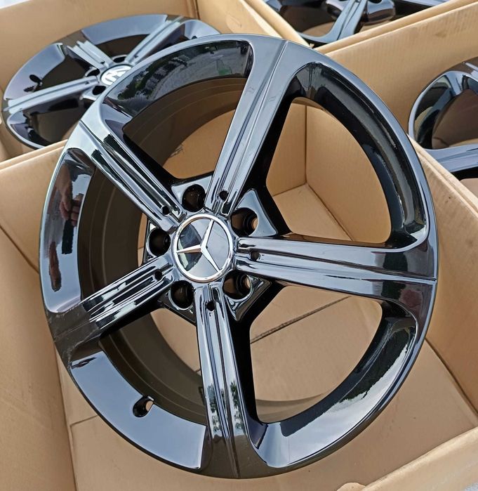 #M21C Alufelgi R17 5x112 ET44 Mercedes A B CLA GLA GLB
