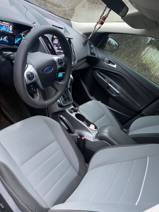 Продам Форд ескейп