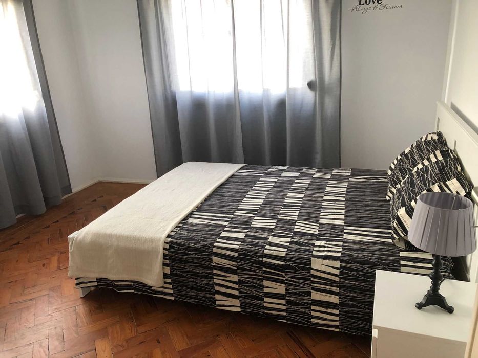 Quarto em 1º Andar casa T2 Tudo incluído