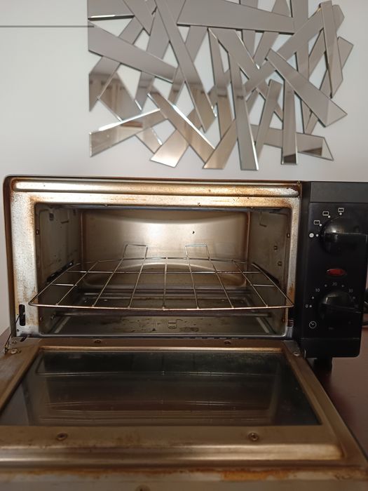 Mini forno elétrico para desocupar