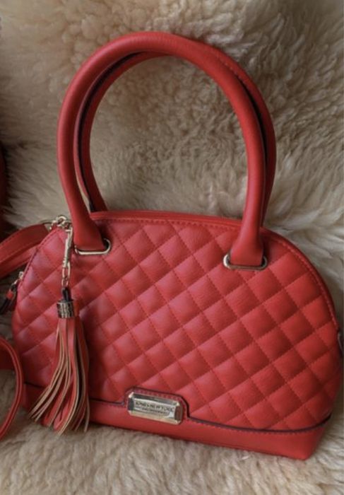 Сумка від jones new york