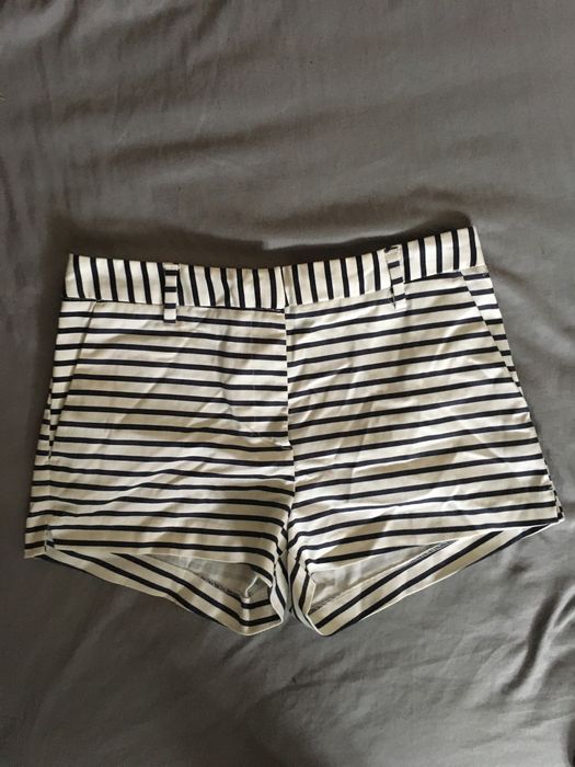 Продаю шорти та піджак