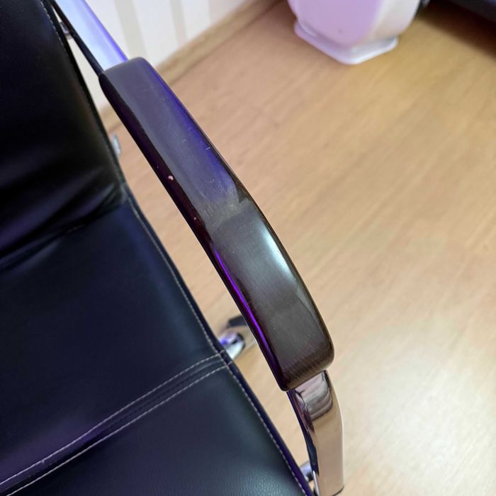 Кресло AMF Самба-RC хром орех Скаден черный Б/У