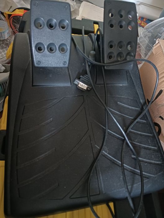 Volante PC Logitech force