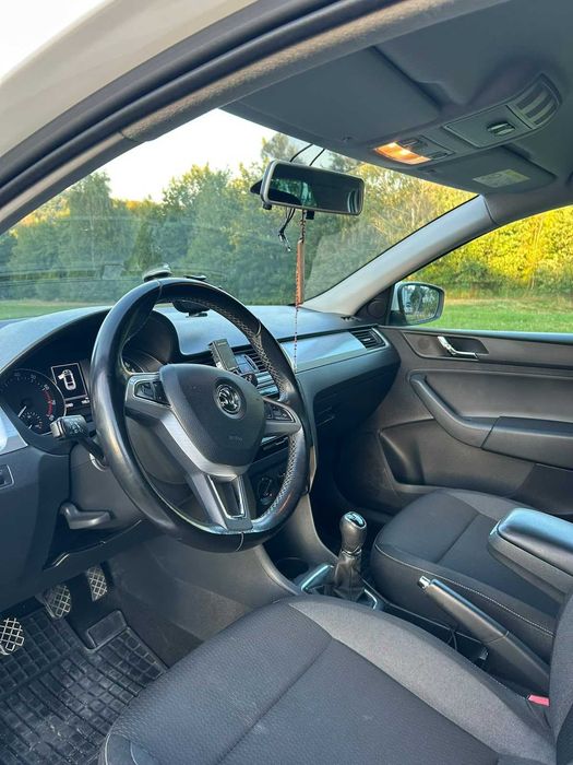 Skoda Rapid sphedam